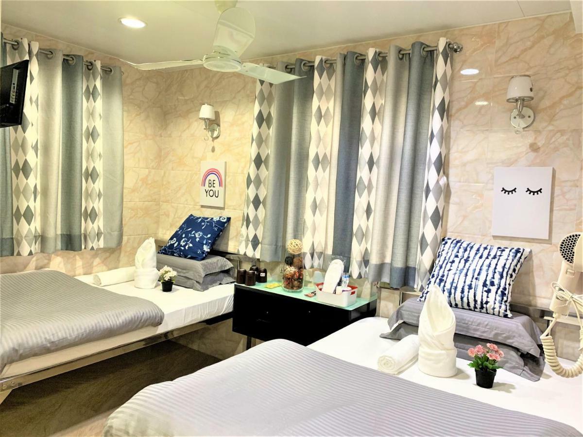 Super Guest House Hong Kong Exterior photo