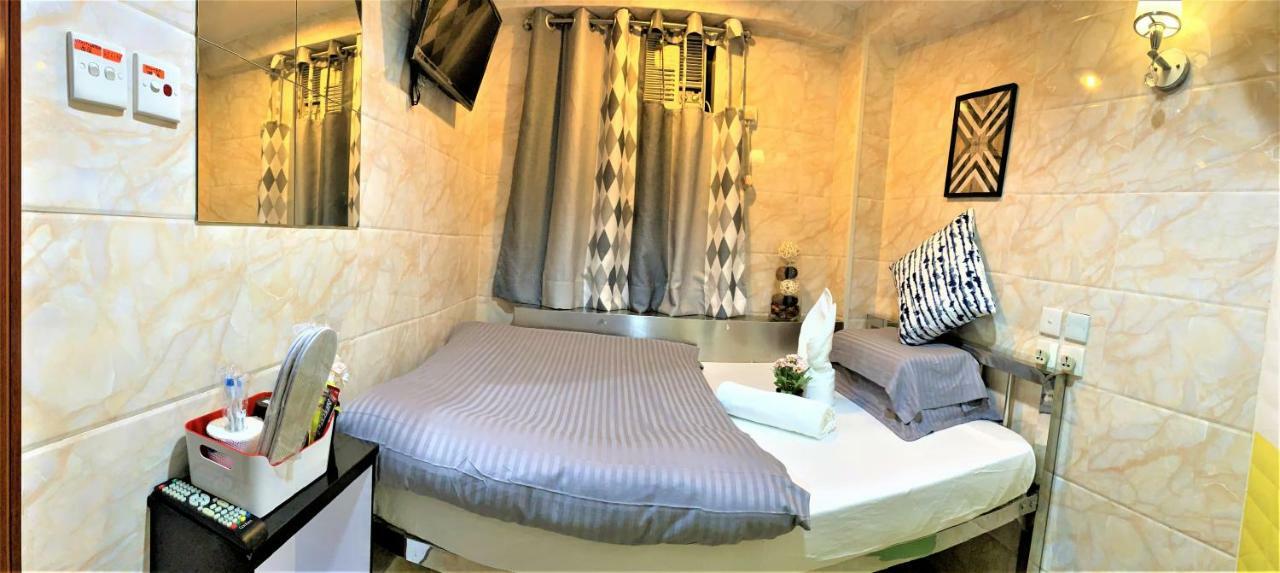 Super Guest House Hong Kong Exterior photo